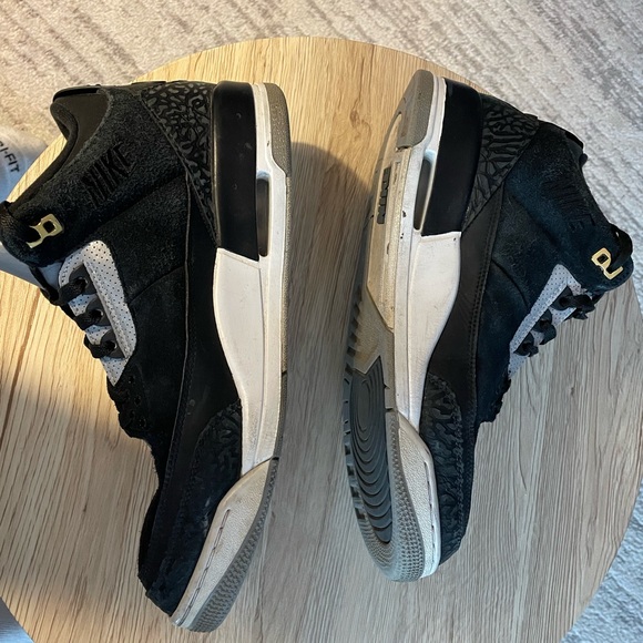 Air Jordan 4 - Picture 4 of 4